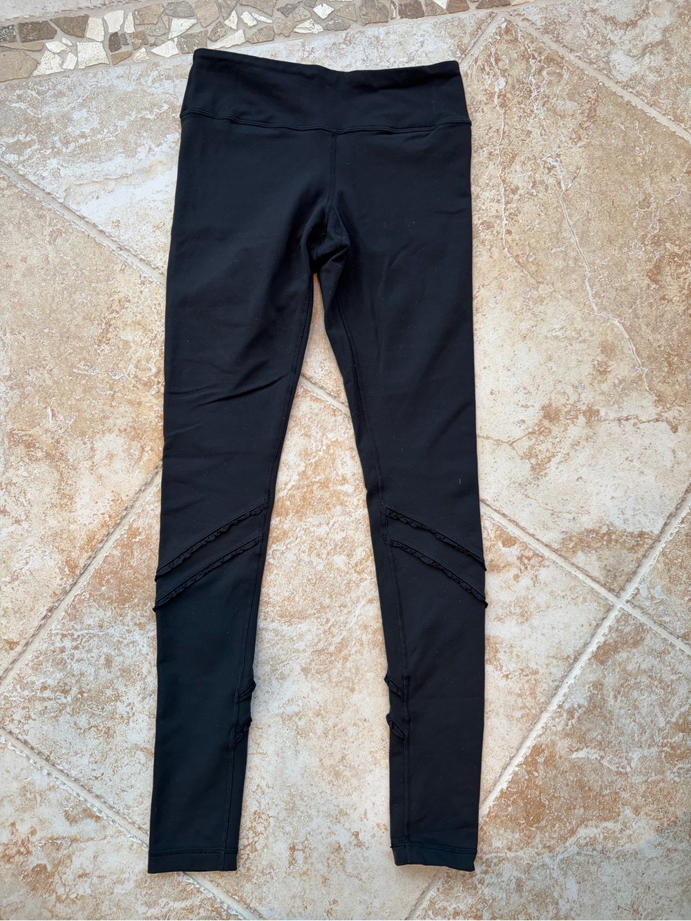 Lululemon Black full length Leggings with Decorative Stitching - size 6